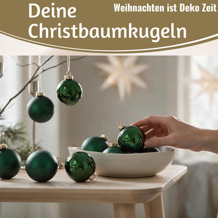 KI-generiertes Bild,18-20 Design Glas Weihnachtskugeln 6cm Grün Pinie Christbaum Dekokugel