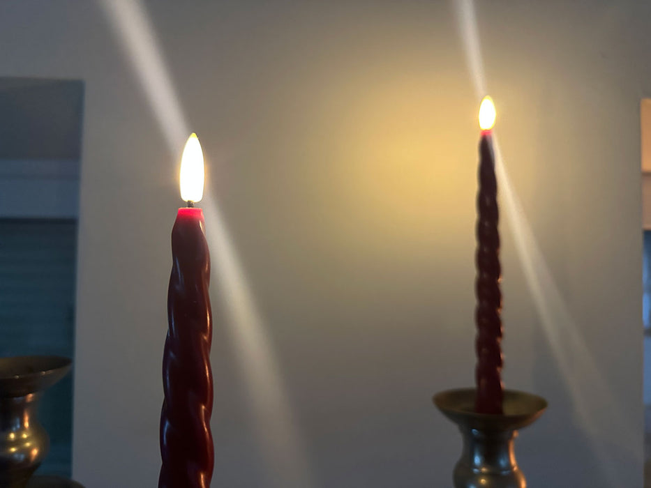 LED 3D Stabkerzen Ribe 4´er Set Rot gedreht 26cm Timer Fernbedienung flackernde Kerze