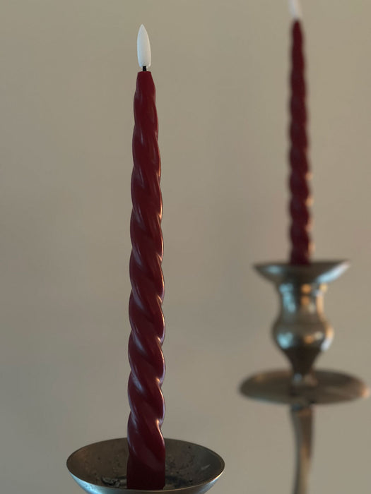 LED 3D Stabkerzen Ribe 4´er Set Rot gedreht 26cm Timer Fernbedienung flackernde Kerze