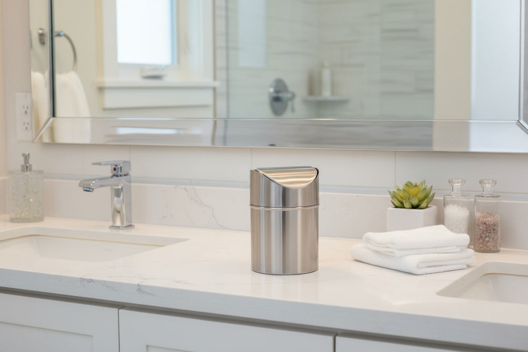 Edelstahl Mini Papierkorb Mülleimer 12x16cm Silber mit Schwing-Deckel Kosmetikeimer