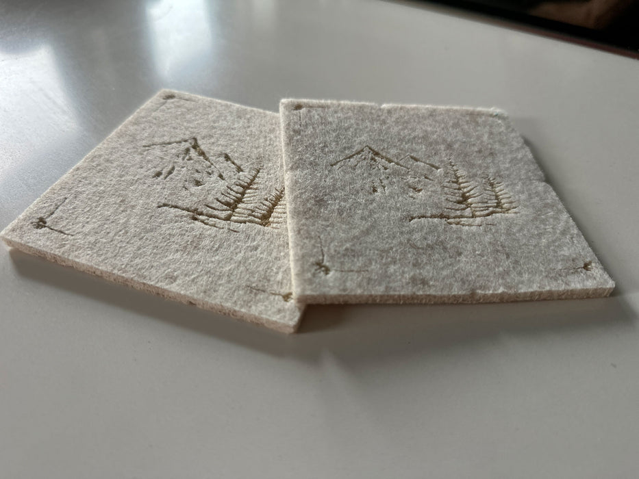 6x Filz Glasuntersetzer 10cm Berge Beige Gold Eckig für Gläser Getränke Tassen