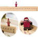 KI-generiertes Bild Vintage Holz Adventskalender gehendes Wichtelmännchen 50cm Countdown Xmas Deko