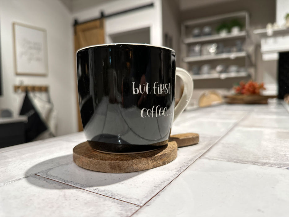 XL Jumbo Kaffeebecher 420ml but first Coffee Schwarz Henkelbecher Kaffeetasse
