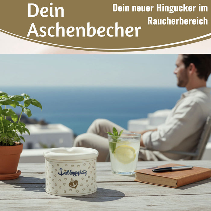 KI-generiertes Bild,Sturmaschenbecher Lieblingsplatz 10x7,5cm Maritim Weiß Blau Windaschenbecher Aschenbecher