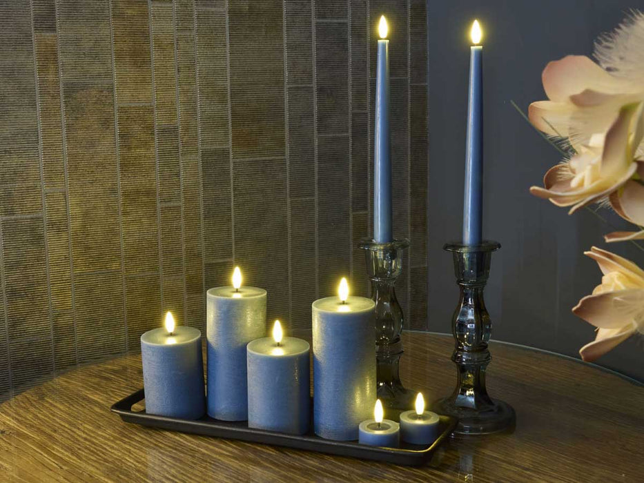 KI-generiertes Bild,LED 3D Stumpenkerze Ribe Blau 20x10cm Echtwachs flackernde flammenlose Kerze