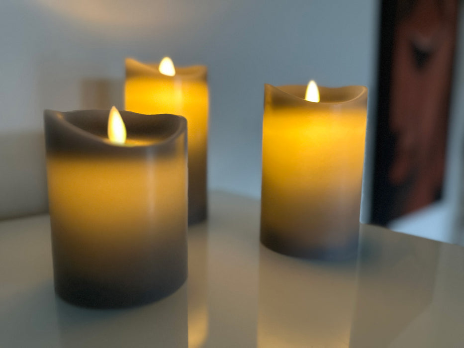 3D LED Echtwachs Stumpenkerze Grau 3´er Set Fernbedienung Timer flammenlose Kerze