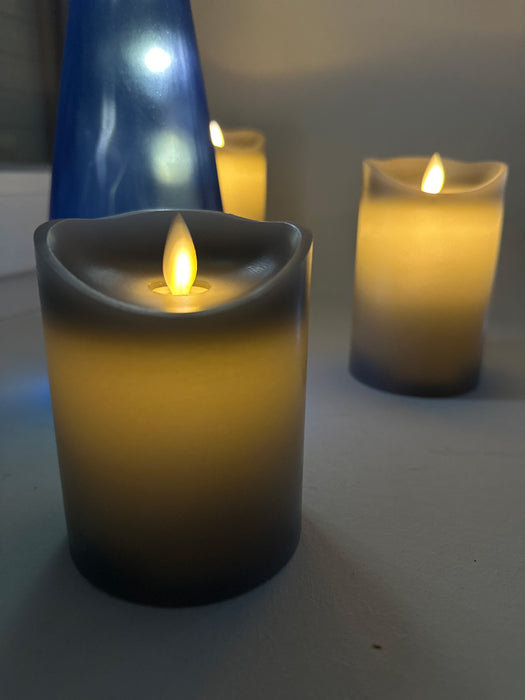 3D LED Echtwachs Stumpenkerze Grau 3´er Set Fernbedienung Timer flammenlose Kerze