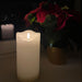 KI-generiertes Bild,LED 3D Stumpenkerze Creme Weiß 20cm Timer Echtwachs flackernde flammenlose Kerze