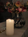 KI-generiertes Bild,LED 3D Stumpenkerze Creme Weiß 20cm Timer Echtwachs flackernde flammenlose Kerze