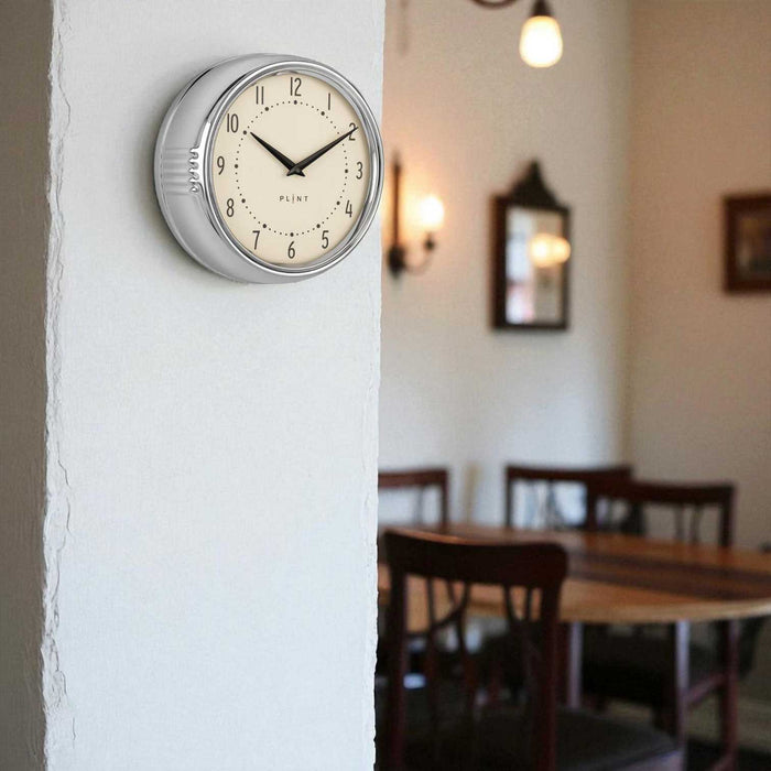 Nostalgische Metall Wanduhr Silber Chrom 23cm Vintage Küchenuhr Bürouhr Retro Look