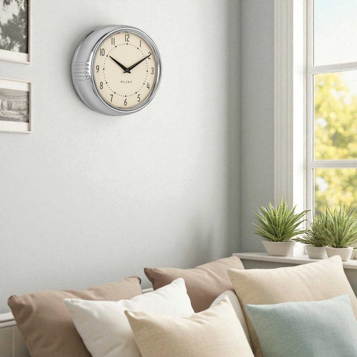 Nostalgische Metall Wanduhr Silber Chrom 23cm Vintage Küchenuhr Bürouhr Retro Look