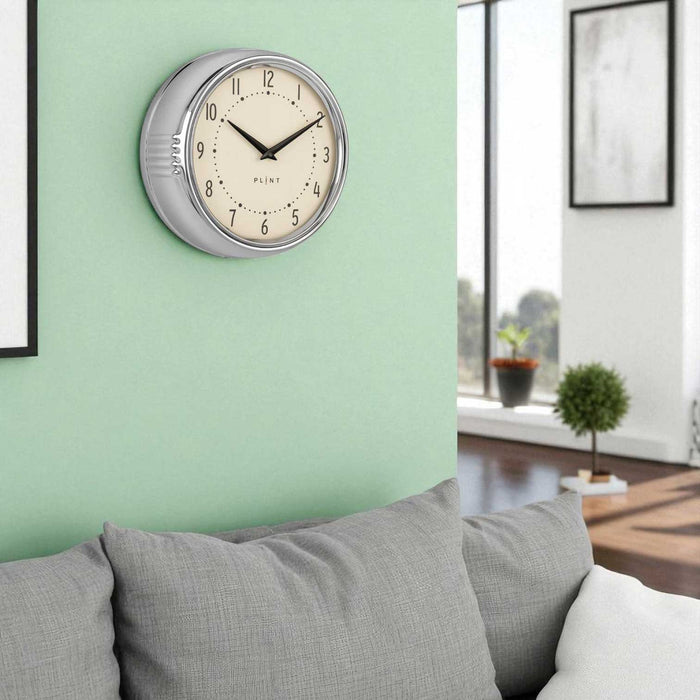 Nostalgische Metall Wanduhr Silber Chrom 23cm Vintage Küchenuhr Bürouhr Retro Look