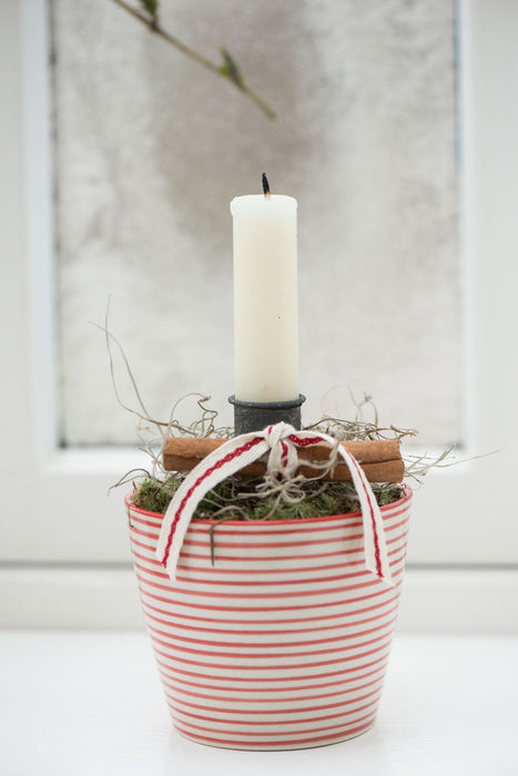 KI-generiertes Bild,IB Laursen Metall Stabkerzenhalter Shabby Grau 8cm Spieß Kerzenständer Kerzenstecker