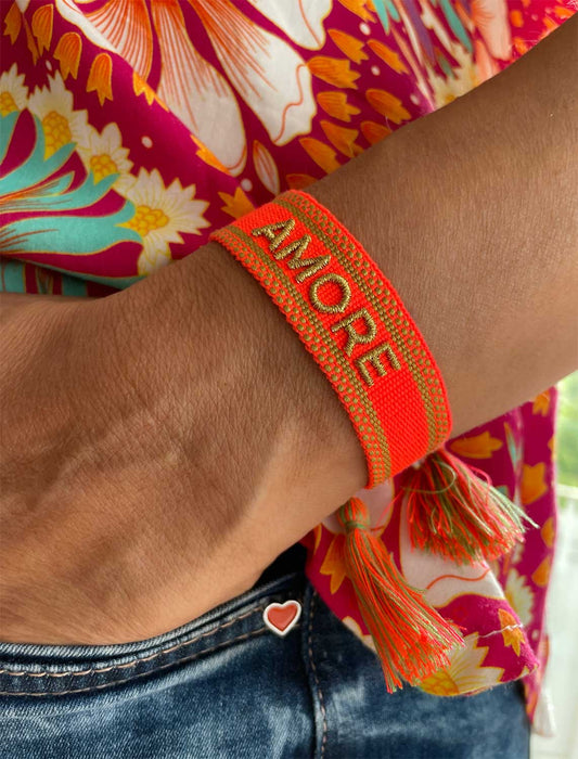 Canvas Statement Armband Amore ❤️ Neon Gold Quasten besticktes Webarmband