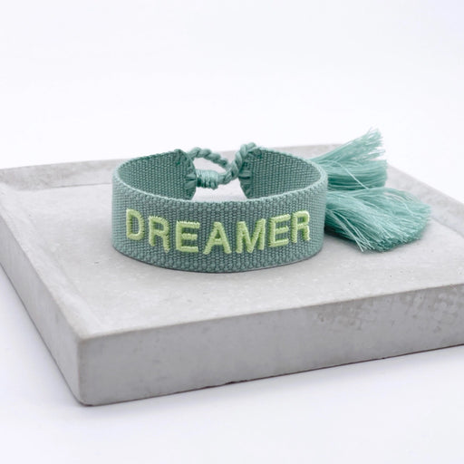Canvas Statement Armband Dreamer Grün Salbei Quasten besticktes Webarmband