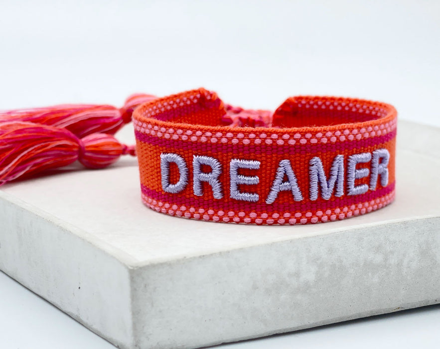 Canvas Statement Armband Dreamer Rot Grau Quasten besticktes Webarmband