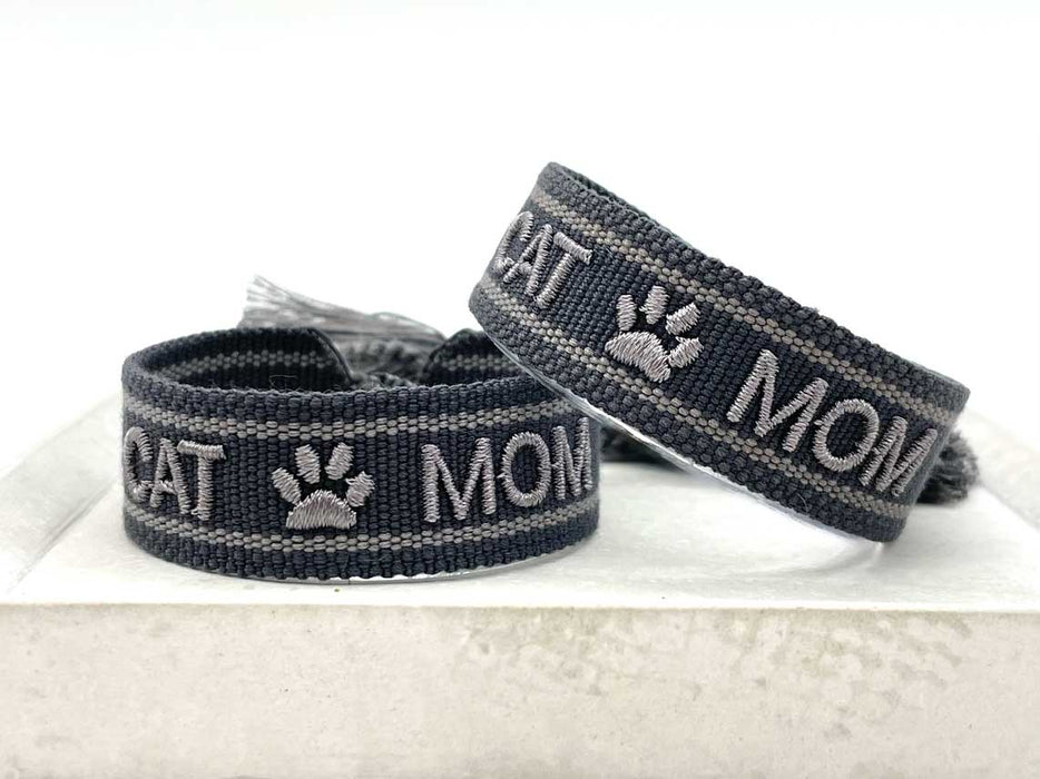 Canvas Statement Armband Cat Mom Anthrazit Grau Quasten besticktes Webarmband