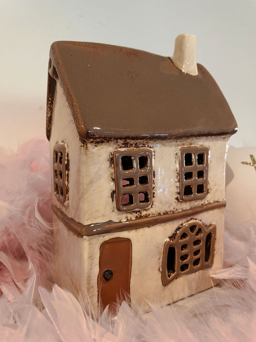 KI-generiertes Bild,Teelichthaus Lichterhaus Aarhus 18cm Keramik Fachwerkhaus Laterne Teelichthalter