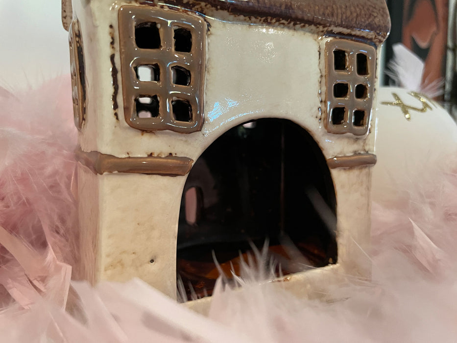 KI-generiertes Bild,Teelichthaus Lichterhaus Aarhus 18cm Keramik Fachwerkhaus Laterne Teelichthalter