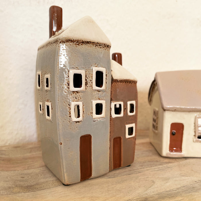 KI-generiertes Bild,Teelichthaus Lichterhaus Aarhus 19cm Keramik Fachwerkhaus Teelichthalter