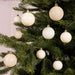 KI-generiertes Bild,30 Kunststoff Weihnachtskugeln Woll-Weiß 4cm-6cm Baumkugel Dekokugel